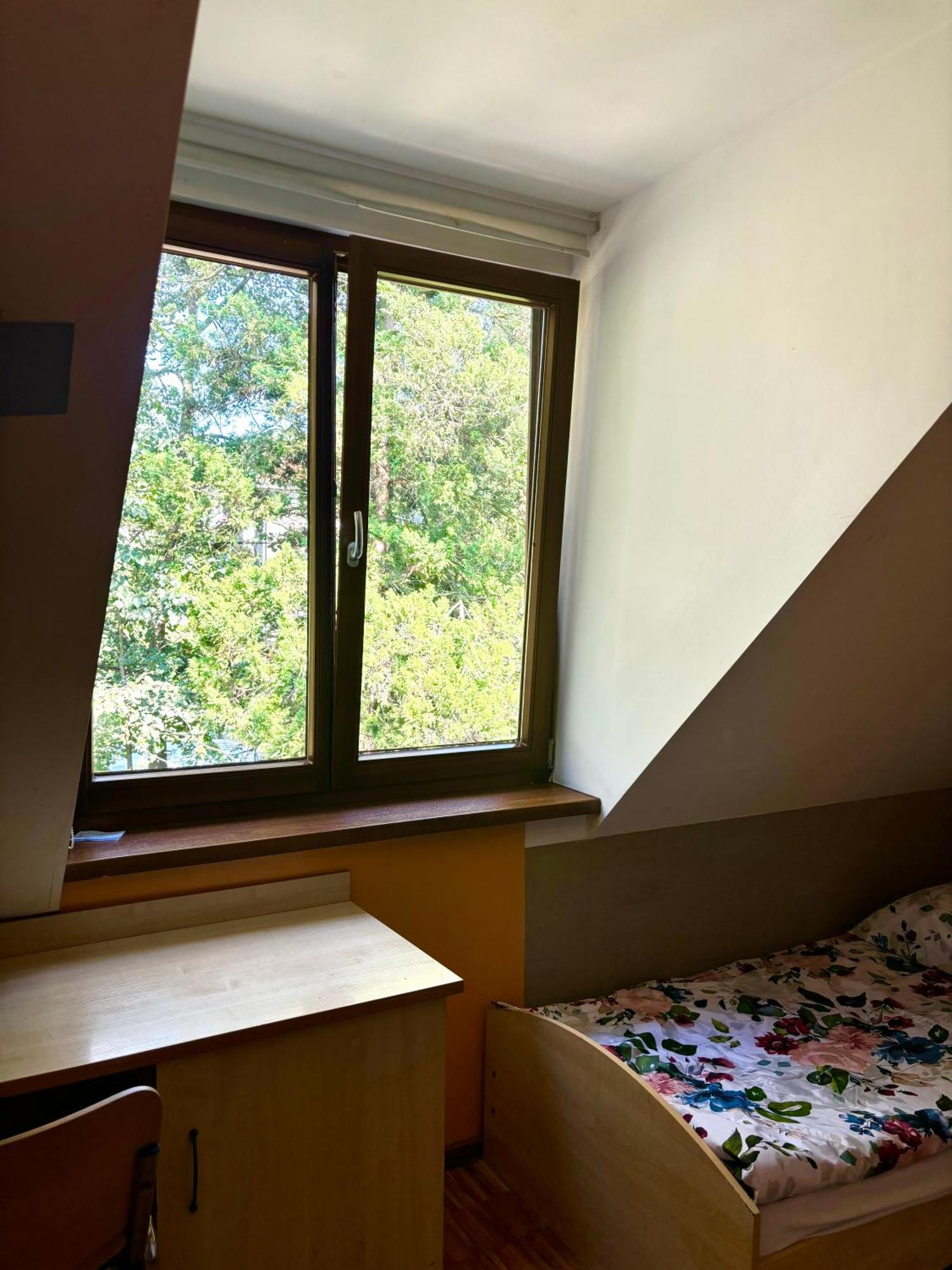 Hostel Nuove Frontiere Nysa Extérieur photo