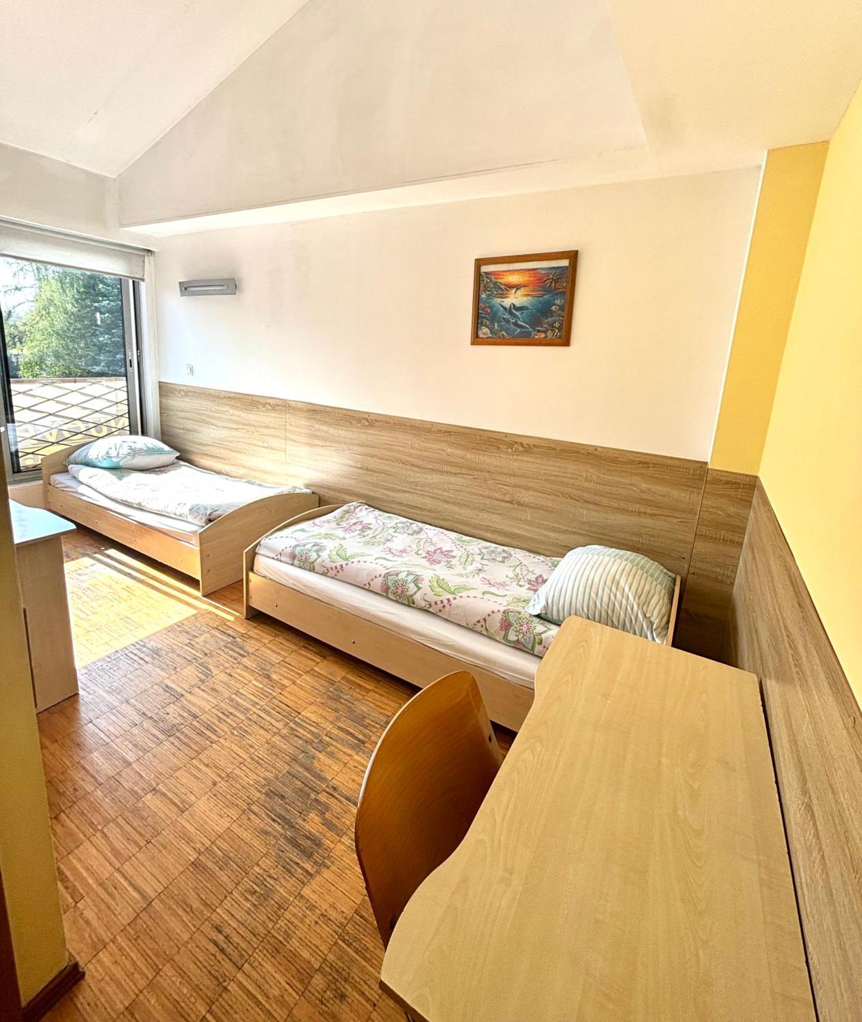 Hostel Nuove Frontiere Nysa Extérieur photo